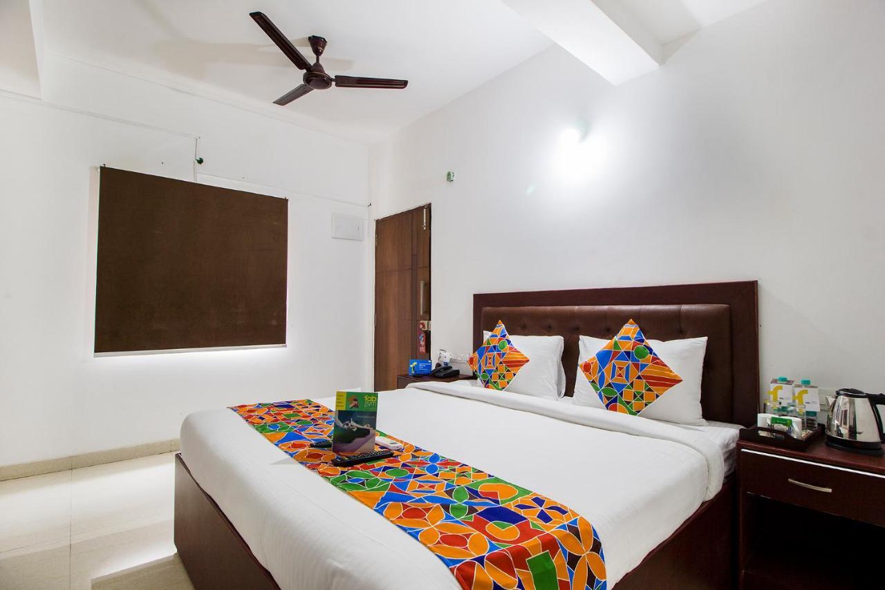 Fabhotel Limestone Suites - 750M From Yashoda Hospitals, Somajiguda Хайдарабад Экстерьер фото